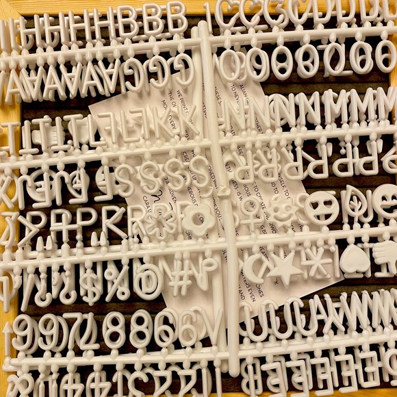 Underwood Letterpress Felt Letter Board - Picture 2 of 7